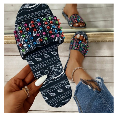 Sandalias Planas Casual con Remaches y Estampado Europeo - Image 9