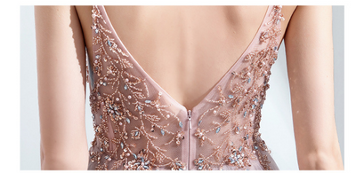 Vestido de Noche Elegante con Abertura Lateral y Escote Drapeado - Image 8