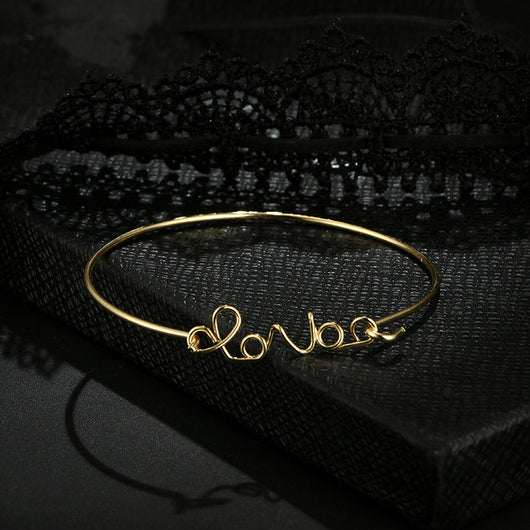 Juego de Pulseras Diamante Triángulo LOVE - Image 7