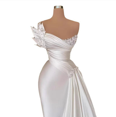 Vestido de Novia Satinado Blanco Elegante Ligero y Fluido - Image 10