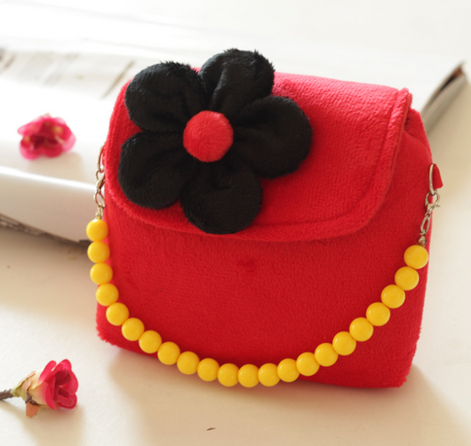 Bolsa Mensajera Infantil con Cadena de Perlas - Diseño Princesa Floral - Image 3
