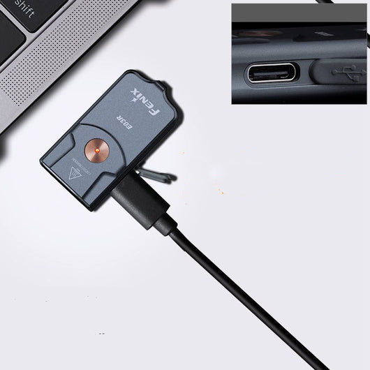 Linterna LED Recargable USB-C Mini para Llavero - EDC de Emergencia - Image 2