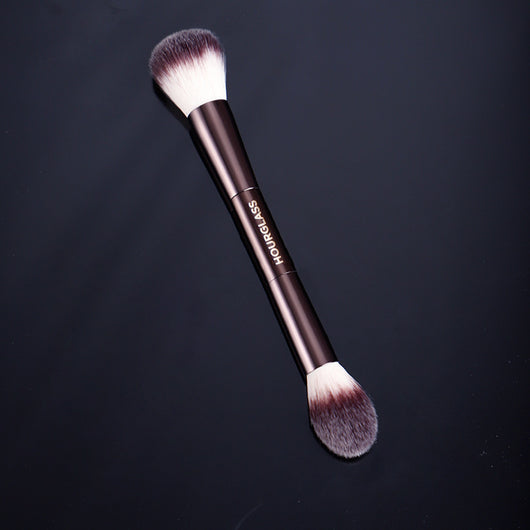 Brocha Doble para Maquillaje - Corrector y Polvo Profesional - Image 4