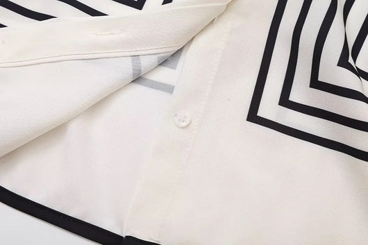 Blusa Rayada con Escote Redondo y Aberturas Laterales para Mujer - Image 8