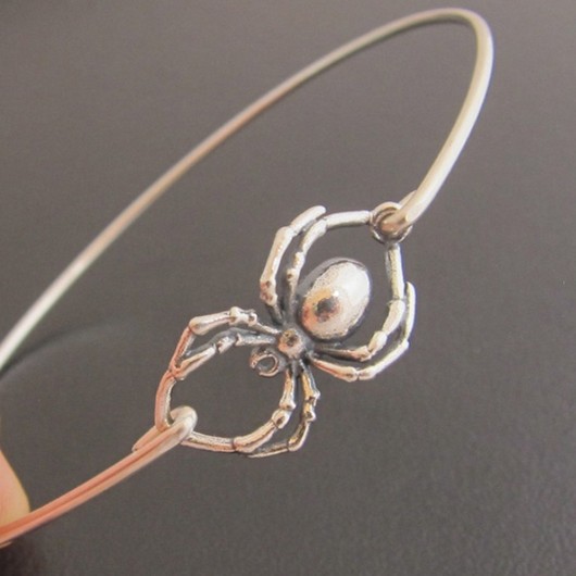 Pulsera de Araña para Halloween — Plateada - Image 6
