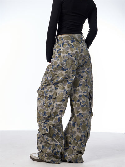 Pantalones Cargo Anchos Camuflaje para Mujer - Estilo Casual y Versátil - Image 13