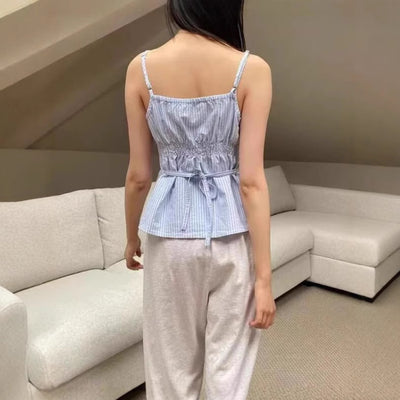 Camiseta Escotada con Encaje Azul y Blanco a Rayas - Image 3