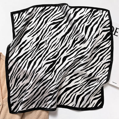Pañuelo de Seda Cuadrado para Primavera y Otoño - Image 12