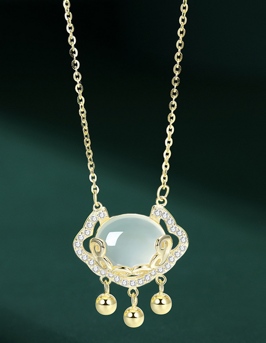 Collar de Plata S925 con Celadonia Blanca - Nubes Auspiciosas y Cierre de Paz - Image 8