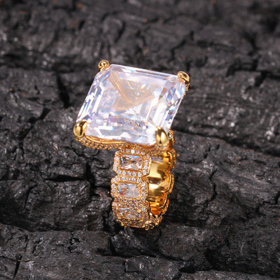Anillo de Lujo Hip Hop Chapado en Oro con Zirconia Grande para Hombre - Image 16