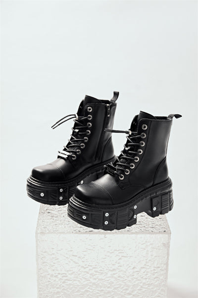 Botas Martin Punk para Mujer - Cuero Auténtico Estilo Alternativo - Image 14