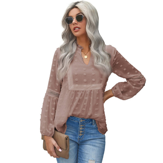 Blusa Elegante con Cuello V y Mangas Abullonadas con Detalles de Pelotitas - Image 3