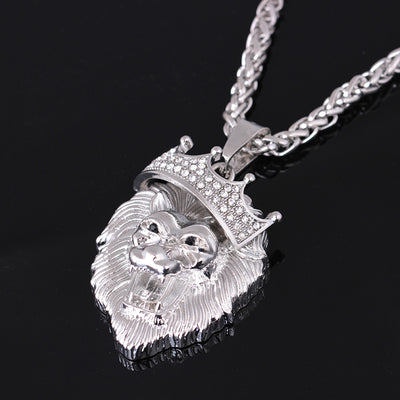 Collar Hip-Hop con Dije de León Luminoso y Corona Chapado en Oro - Image 4