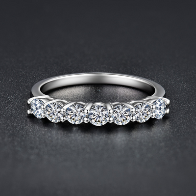 Anillo de Plata 925 - Joyería Fina y Elegante