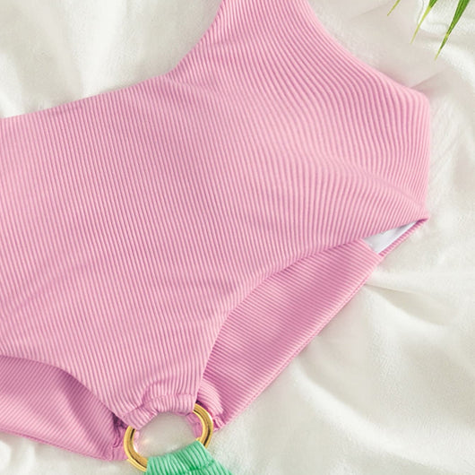 Traje de Baño Enterizo Cuello U Cintura Baja con Anillos Decorativos - Image 3