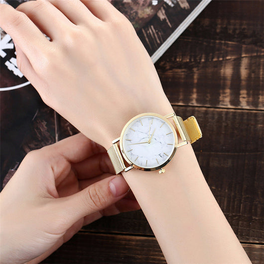 Reloj de Moda para Mujer con Malla Plateada y Dorada, Diseño Mármol Creativo - Image 3