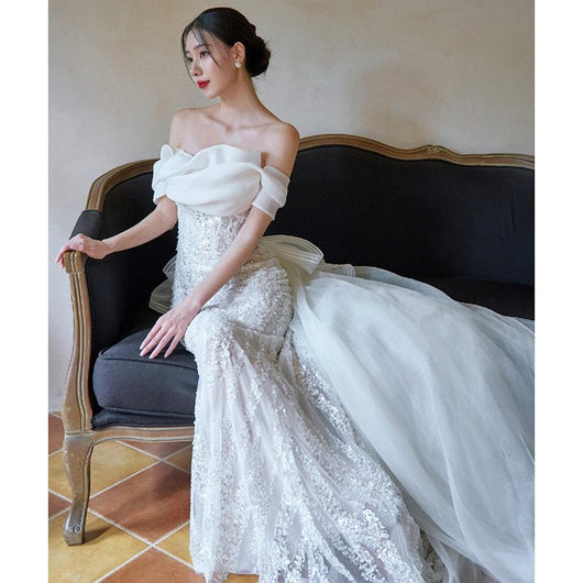 Vestido Fishtail Ajustado en Encaje Premium - Image 3