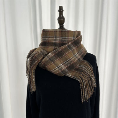 Bufanda Cuadriculada para Mujer - Estilo Clásico y Versátil - Image 9