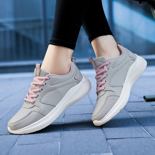 Tenis Casual Impermeables de Cuero con Suela Suave para Mujer - Image 3