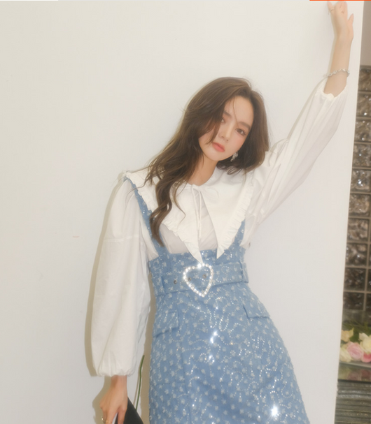 Falda Vestido Denim con Bordado de Cuentas y Tirantes - Image 16