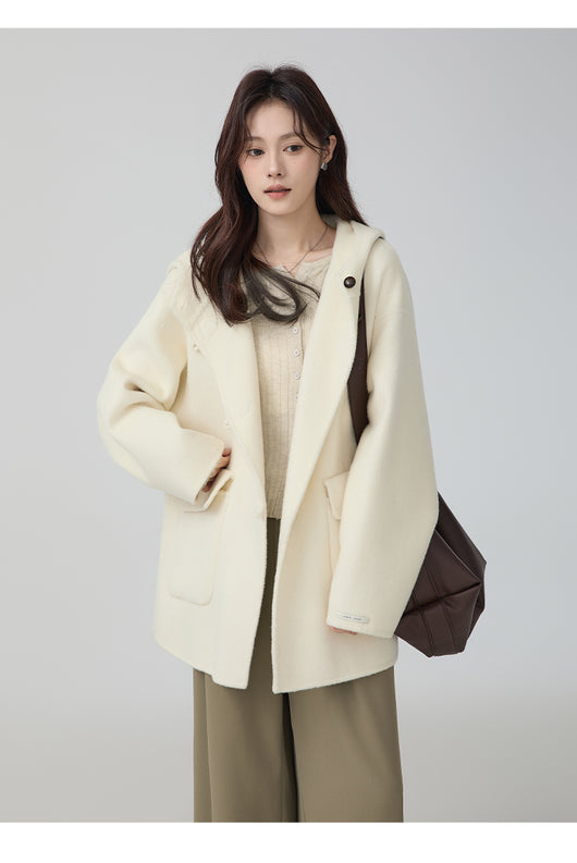 Abrigo de Lana Corto con Capucha Premium - Image 10