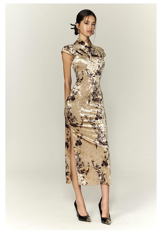 Vestido Cheongsam de Terciopelo Elegante con Movimiento Fluido - Image 11