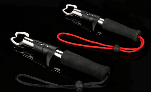 Alicates Multiusos para Pesca en Acero Inoxidable - Image 3