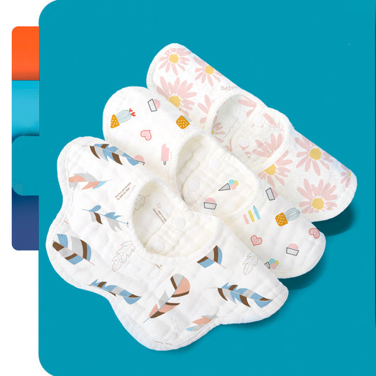 Babero Giratorio Impermeable para Bebé con Diseño Cartoon - Image 7