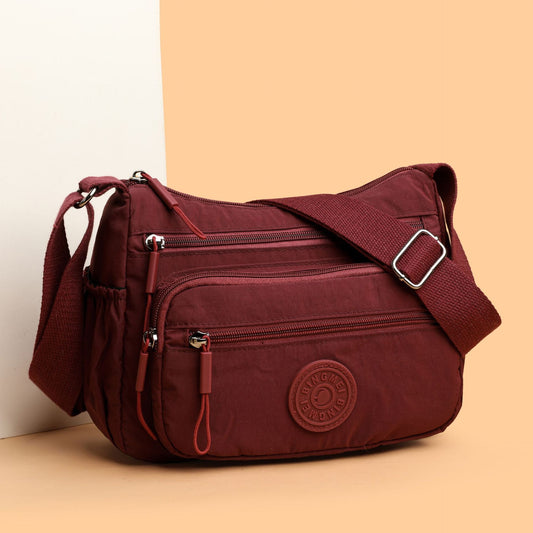 Bolso Bandolera Impermeable de Nylon - Estilo Moderno y Funcional - Image 2