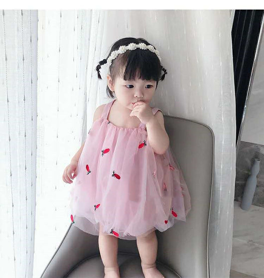 Conjunto Minimalista para Niña: Blusa y Falda de Tul - Image 6