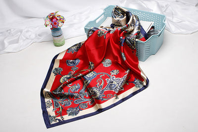 Pañuelo de Seda Artificial Estampado Tamaño Pequeño - Image 31