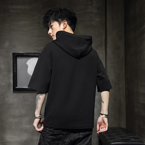 Sudadera casual con capucha y manga media