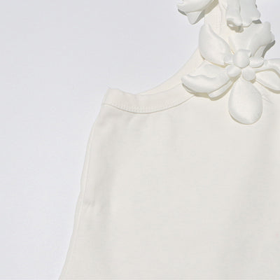 Blusa Elegante para Mujer con Diseño de Flores 3D y Detalles de Costura - Image 8