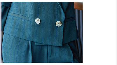 Traje Ejecutivo Femenino de Dos Piezas - Estilo Minimalista - Image 16