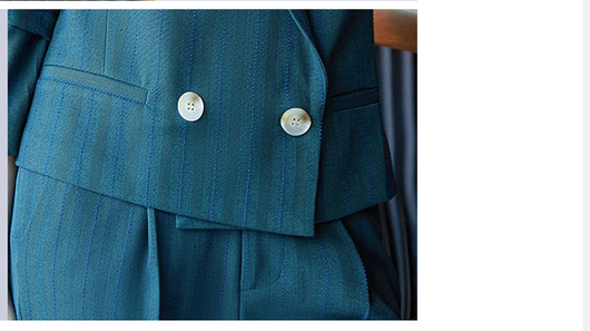 Traje Ejecutivo Femenino de Dos Piezas - Estilo Minimalista - Image 16