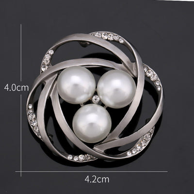 Broche de Perlas y Cristales Brillantes - Image 3