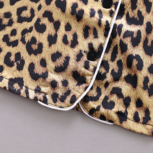 Pijama Infantil Estampado Leopardo en Seda de Hielo - Manga Corta - Image 8