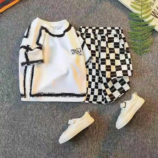 Conjunto Infantil de Verano: Playera y Shorts Ligeros de Moda