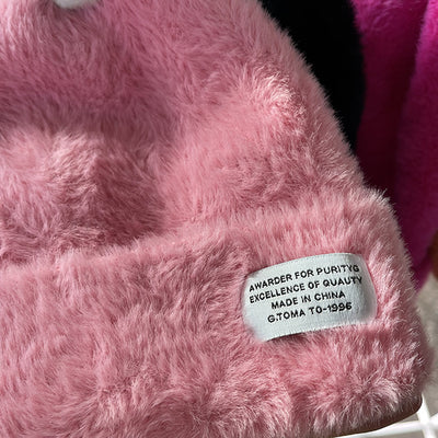 Gorro Tejido Estilo Letra Mink para Mujer - Image 9