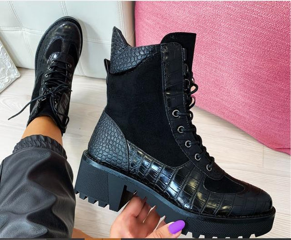 Botas Martin Cordones Tacón Cuadrado y Medio - Caña Baja