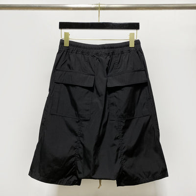 Shorts Harem Motociclista Negro con Bolsillos de Cierre para Hombre - Image 2