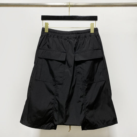 Shorts Harem Motociclista Negro con Bolsillos de Cierre para Hombre - Image 2