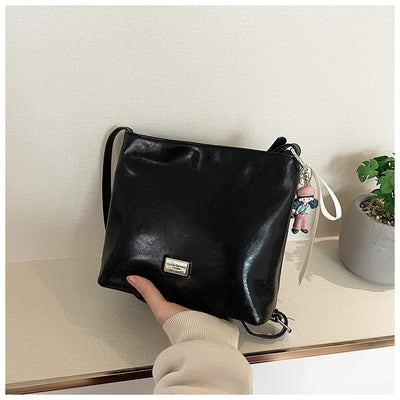Bolso Bandolera Bucket con Diseño Exclusivo para Mujer - Image 4