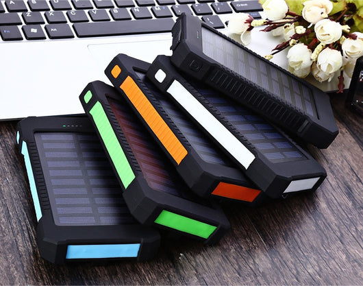 Batería Solar Portátil 20000mAh con Linterna LED y Protección Waterproof - Image 10
