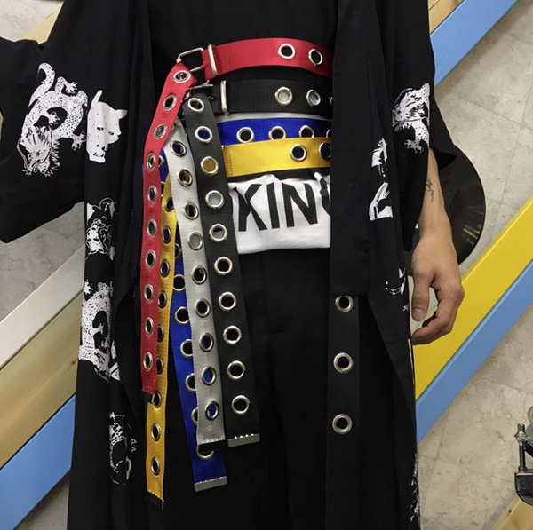 Cinturón Casual con Agujeros Grandes Estilo Harajuku Hueco Metálico para Mujer