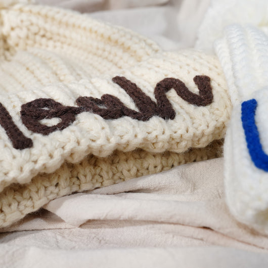 Gorro Infantil de Ganchillo Personalizado con Letras 3D - Tejido a Mano - Image 15
