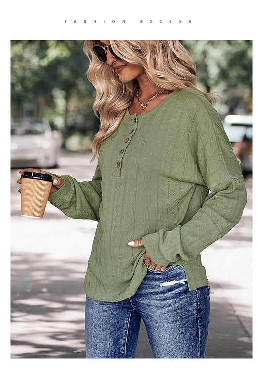 Suéter Verde de Cuello Redondo con Botones y Textura Jacquard - Image 11