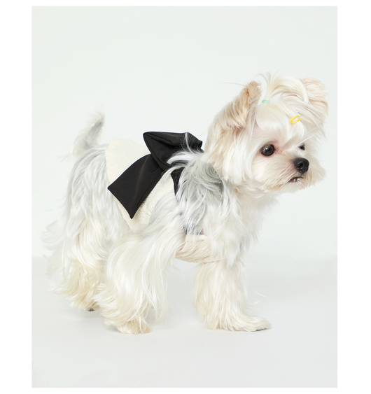 Blusa Tanque Beige con Moño de Seda Negra para Mascotas - Image 2