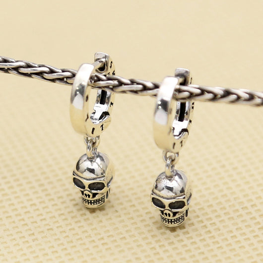 Aretes de Calavera en Plata 925 - Diseño Fashion Atrevido