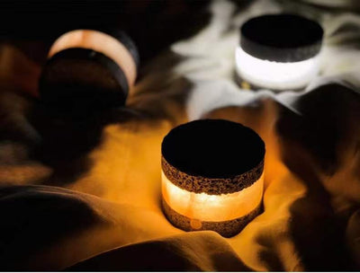 Lámpara Nocturna LED con Carga por Inducción y Diseño en Piedra Volcánica - Image 9
